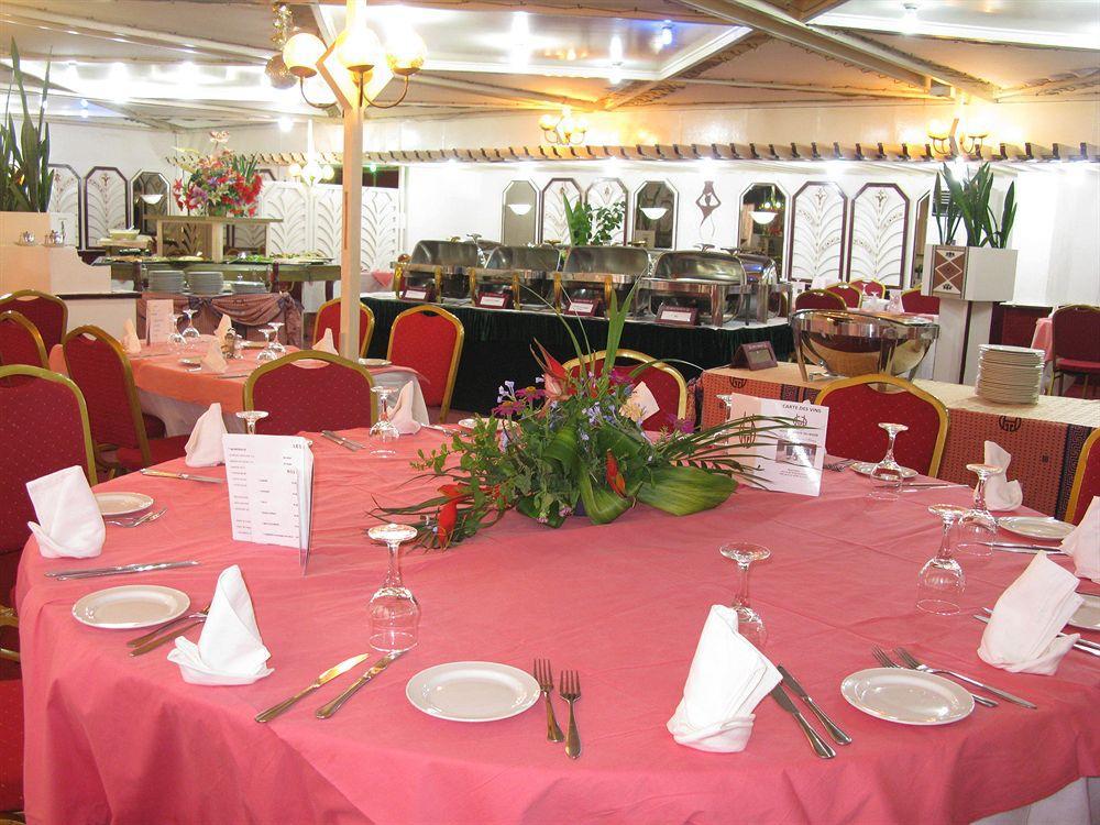 Gaweye Hotel Niamey Exterior foto