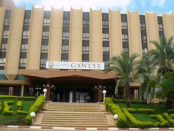 Gaweye Hotel Niamey Exterior foto